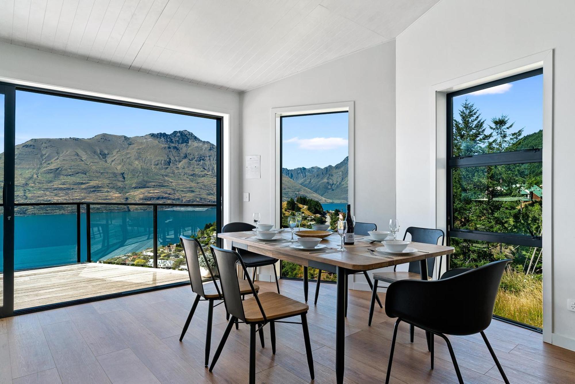 Holiday home Modern Luxe House With Magnificent View