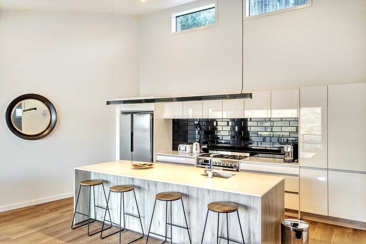 Modern Luxe House With Magnificent View * Queenstown